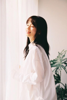 男生女生一起差差打扑克
